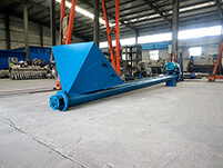 螺旋輸送機(jī)的輸送結(jié)構(gòu)為：螺旋機(jī)殼，螺旋軸，螺旋葉片，螺旋電機(jī)等多個(gè)部件的使用。
